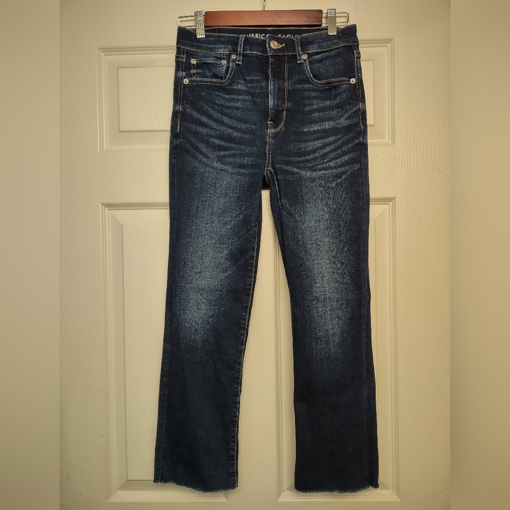 American Eagle slim straight crop Size 6 short Jean's